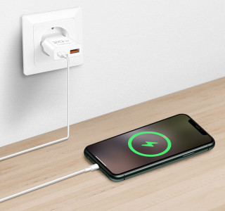 LogiLink Chargeur secteur USB, 1x USB-C (PD), 1x USB-A (QC)