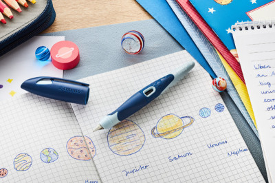 STABILO Stylo plume EASYbirdy 3D DreamWorld R, bleu, A