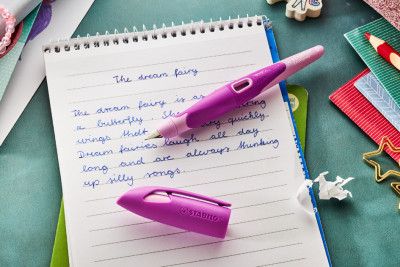 STABILO Stylo plume EASYbirdy 3D DreamWorld R, rose, A