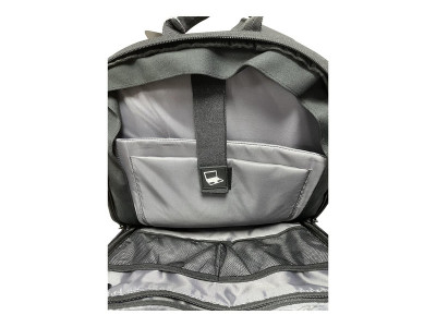 V7 : 16IN SLIM EXPANDABLE BACKpack 16IN RECYCLED ECOFRIENDLY BLACK