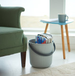 Seau de rangement NHG AKITA, 10 litres, bleu/beige clair Seau de rangement NHG AKITA, 10 litres, bleu/beige clair