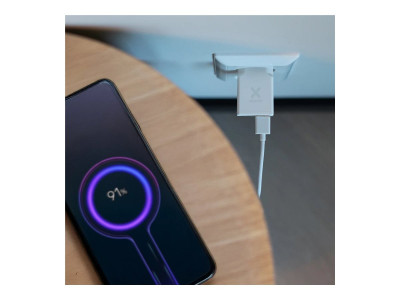 Xtorm : 33W GO2 SLIMLINE CHARGER - WHITE