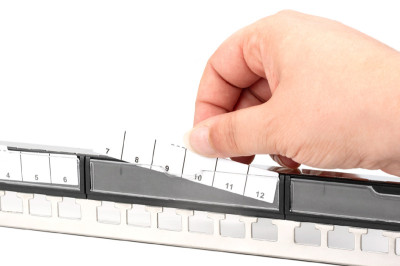 DIGITUS Panneau de brassage modulaire, 1 U, 24 ports, argent