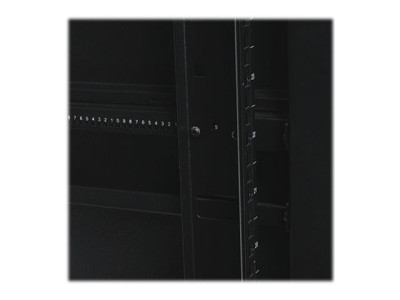 Eaton MGE : BAIE SMARTRACK 42U PROFONDEUR 1232 MM avec PORTES et PANNEAUX