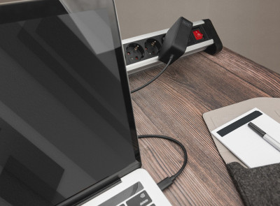 DIGITUS Chargeur USB-C pour laptop, 100 W GaN, noir