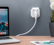 Adaptateur de protection contre les surtensions DIGITUS, 16 A, 3 500 W, blanc Adaptateur de protection contre les surtensions DIGITUS, 16 A, 3 500 W, blanc