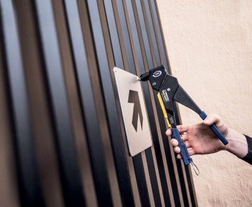 Rapid Pince à riveter RP60 Multi, tête pivotante, bleu/jaune