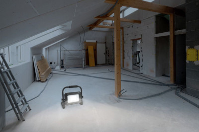 ANSMANN LED Akku-Arbeitsstrahler LUMINARY FLEX FL20W-R, IP54