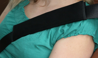 IWH KFZ-Gurtpolster Alcantara, schwarz, 2er Set