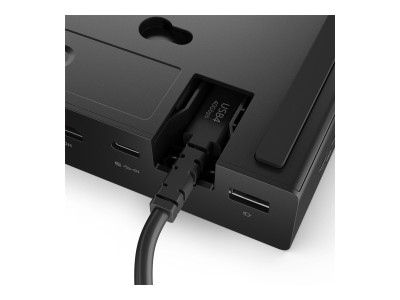 Lenovo : THINKPAD USB4 SMART DOCK 5500 (avec 135W ADAPTER)