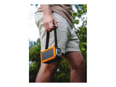 Xtorm : RUGGED FLASHLIGHT POWERBANK 40K 40.000 100W TORCH BLACK ORANGE