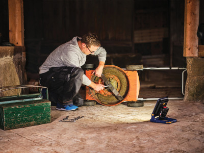 RAPID Akku LED-Arbeitsstrahler BWL2400, blau/schwarz