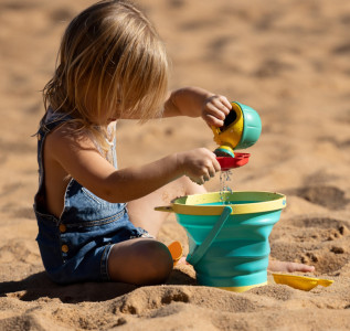 SCHILDKRÖT Sandspielzeug-Set Bucket Crew, 5-teilig