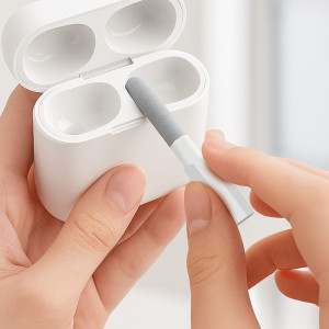 LogiLink Kit de nettoyage 20 en 1, 21 pièces, blanc