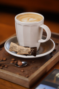 HELLMA Schoko-Krispy au chocolat au lait entier, dans un