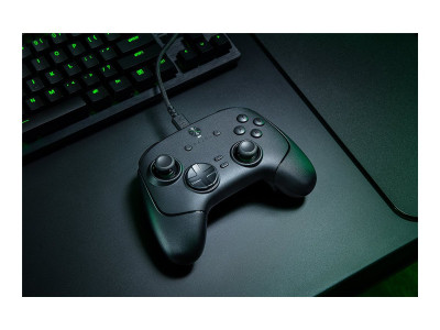 Razer : WOLVERINE V3 TOURNAMENT 8K PC