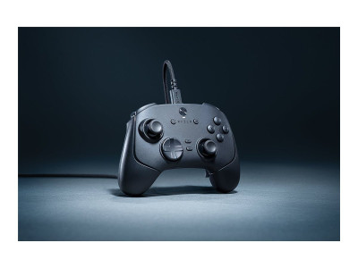 Razer : WOLVERINE V3 TOURNAMENT 8K PC